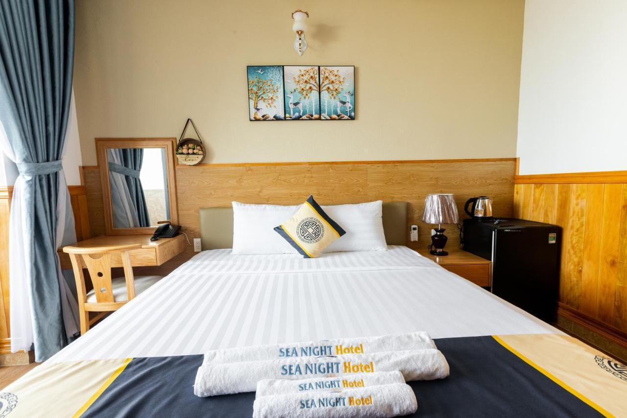 Sea Night Hotel Phan Thiet Exterior photo
