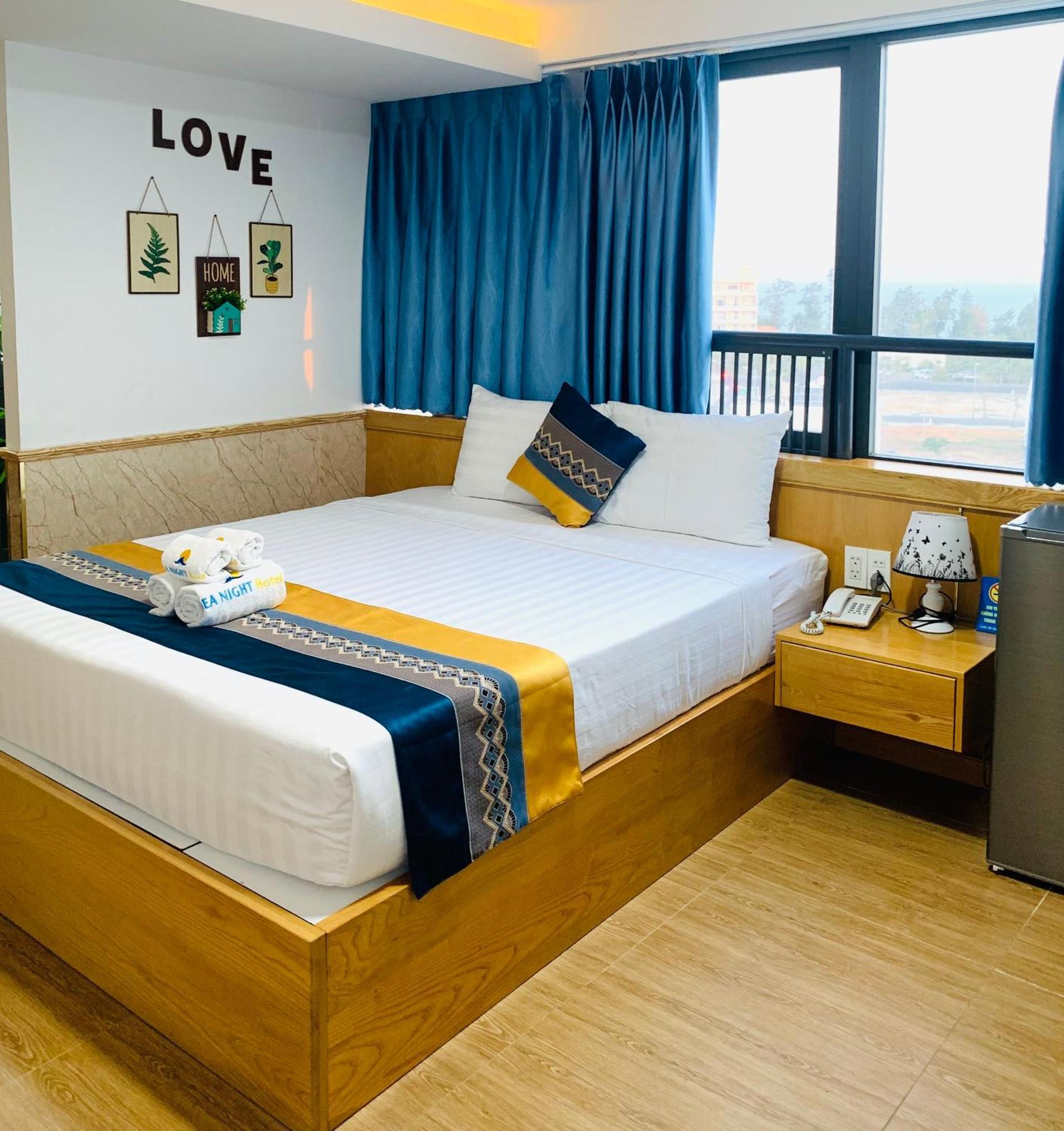 Sea Night Hotel Phan Thiet Exterior photo